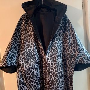 DIVA-worthy REVERSIBLE Cape/Jacket